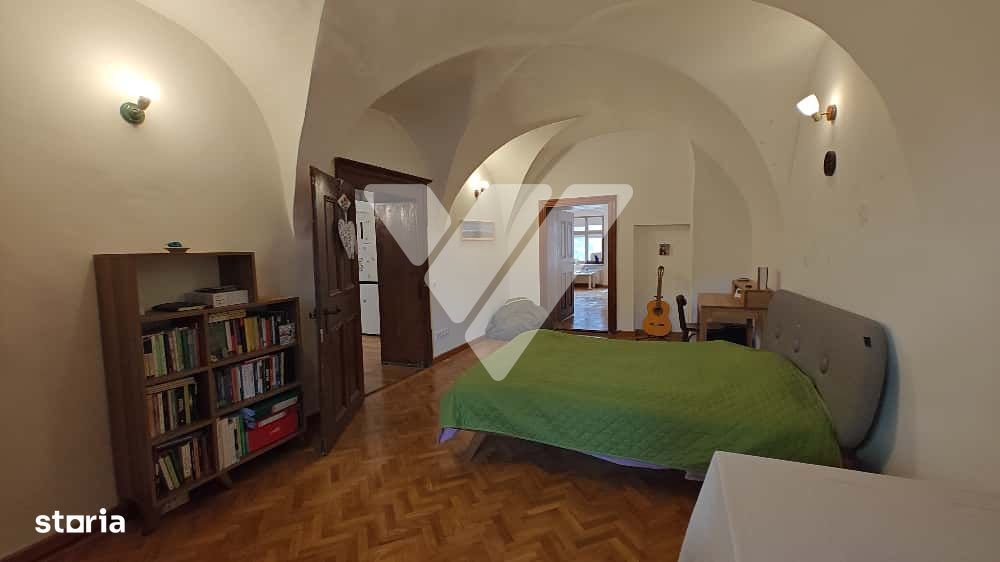 Apartament deosebit cu 3 camere in Centrul Istoric al Sibiului