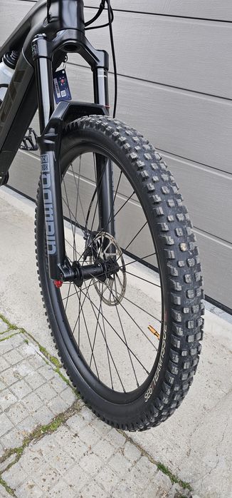 Trek Rail 9.7 2023 ,29,carbon  L