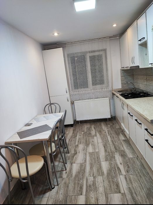 Închiriez apartament 2 camere în orașul Năsăud