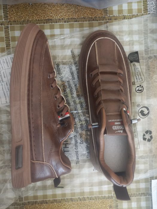 Мъжки и женски обувки - Туристически  , Всекидневни , Гуменка