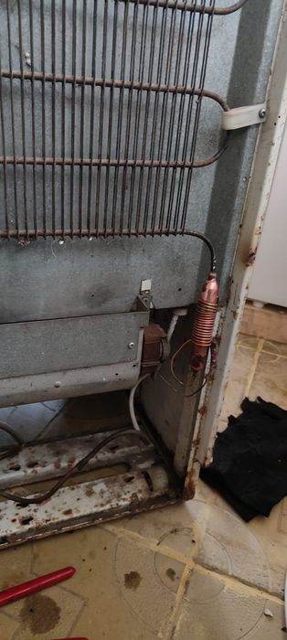 Reparatii frigidere, masini de spalat, montaj service aer conditionat