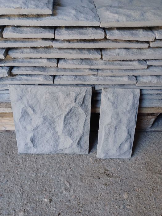 Производство на бетонови тротоарни плочки и градински бордюри и други