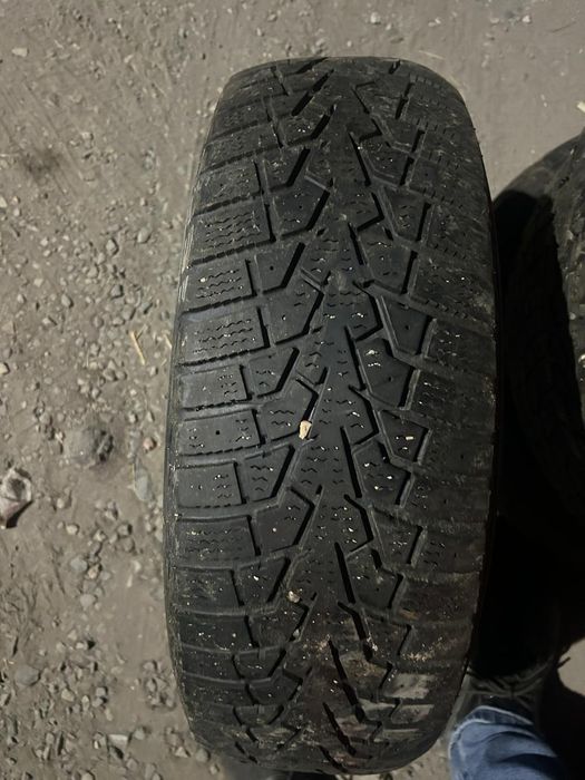 Продам зимние шины