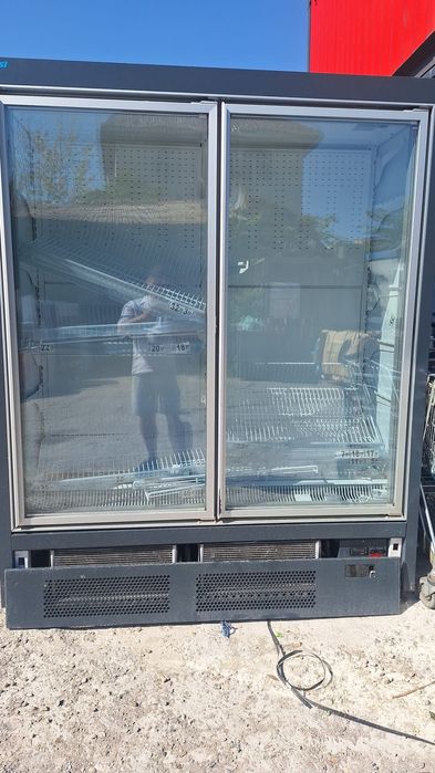 Dulap frigorific, Vitrina rece, Masa rece cu usi , masa frigorifica bl