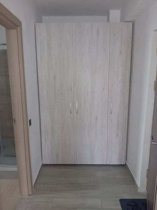 Închiriez garsoniera