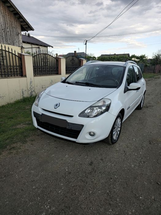 Renault clio 3  2011