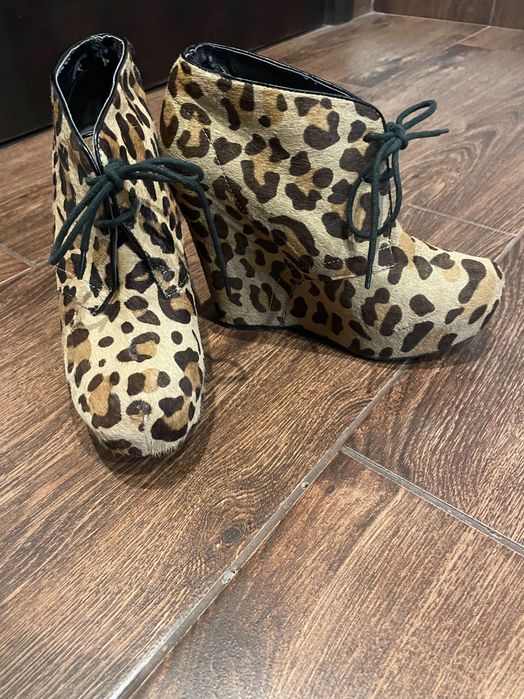 Дамски обувки на платформа Steve Madden