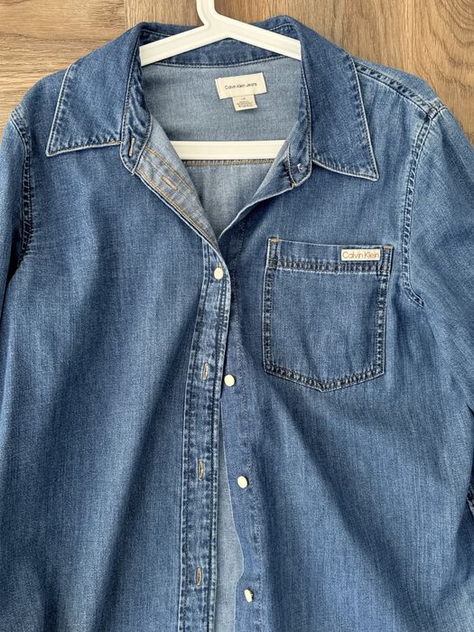 Продам рубашку calvin klein