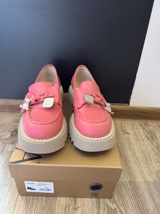 Розови лоуфъри/ естествена кожа Magza