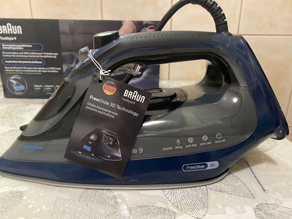 Паровой утюг Braun SI9682DB | Быстрый нагрев и мощный пар