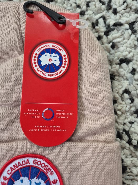 Căciulă canada goose