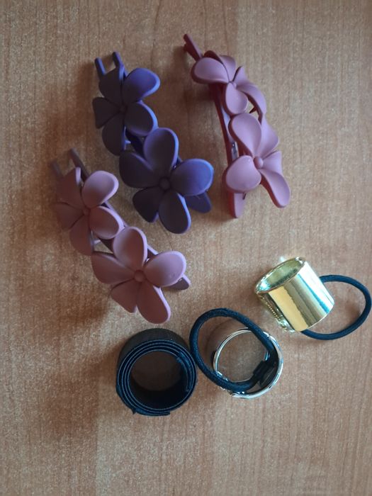 Аксесоари за коса - общо 7€