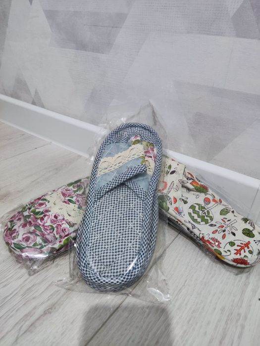 Тапочки домашние от 35 до 37 размер.Новые.Цена:1800т