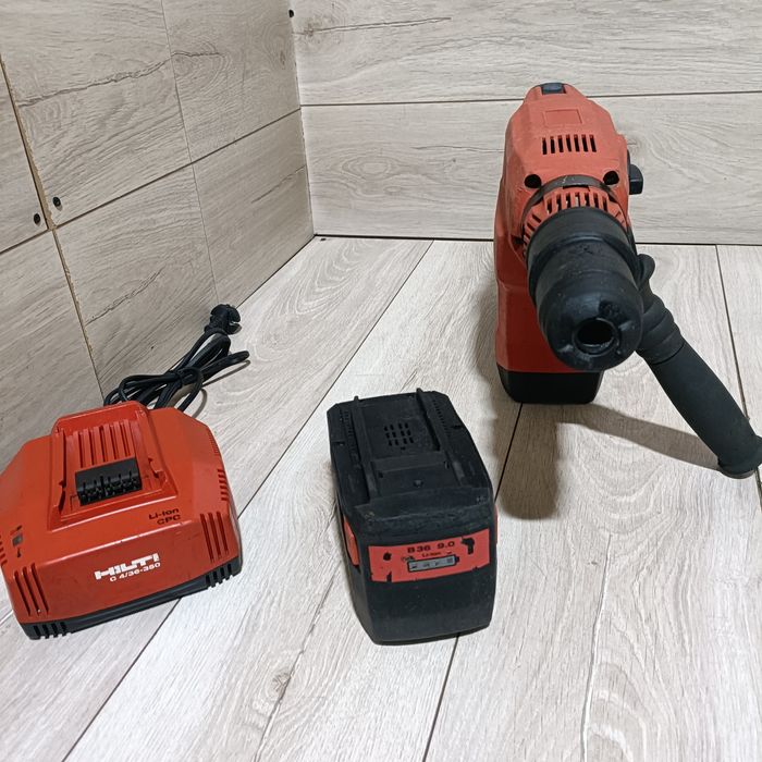Rotopercutor mare SDS Max Hilti TE 60 A36 cu 2 acumulatori de 9Ah