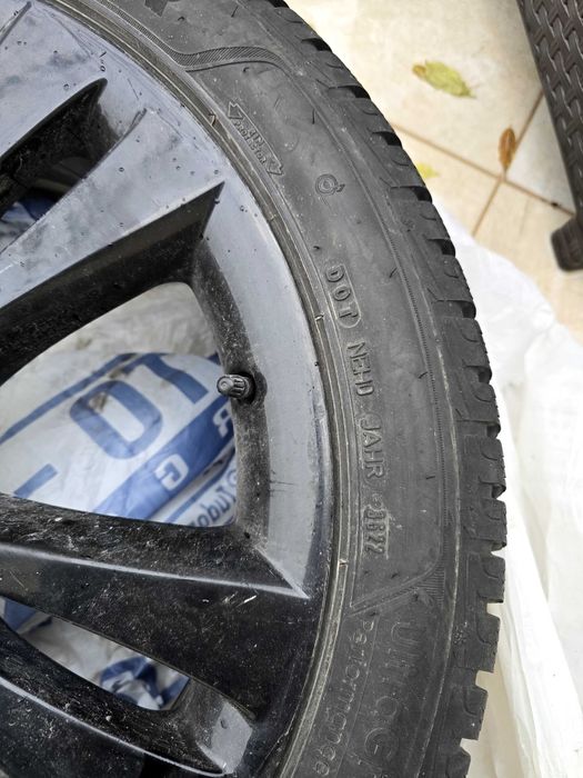 Anvelope iarna 235 45 18 goodyear