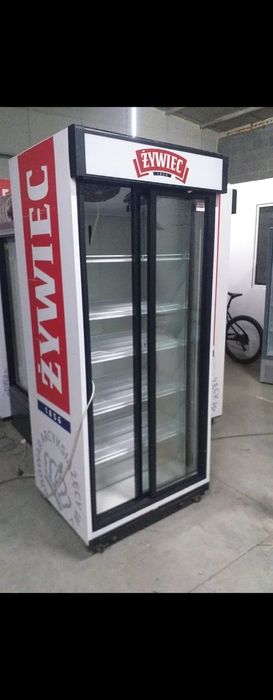 Vitrina frigorifica lactate mezeluri băuturi