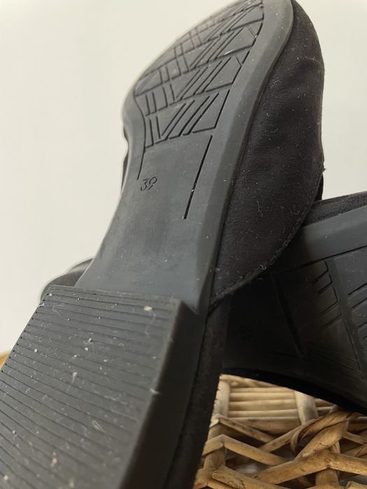 Продам шлепки мюли