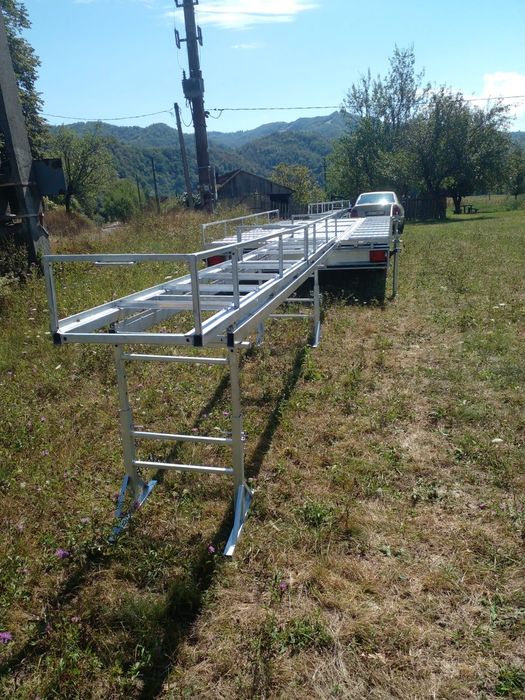 Remorca apicola 40 de stupi extensibila