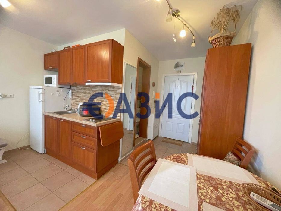 Продава се Едностаен апартамент в Свети Влас - 40 кв.м за 1098 €/кв.м - Снимка #3