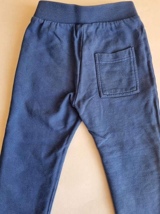 Долнище Benetton и блузка Next, за момче, размер 110 см. (4-5 г.)