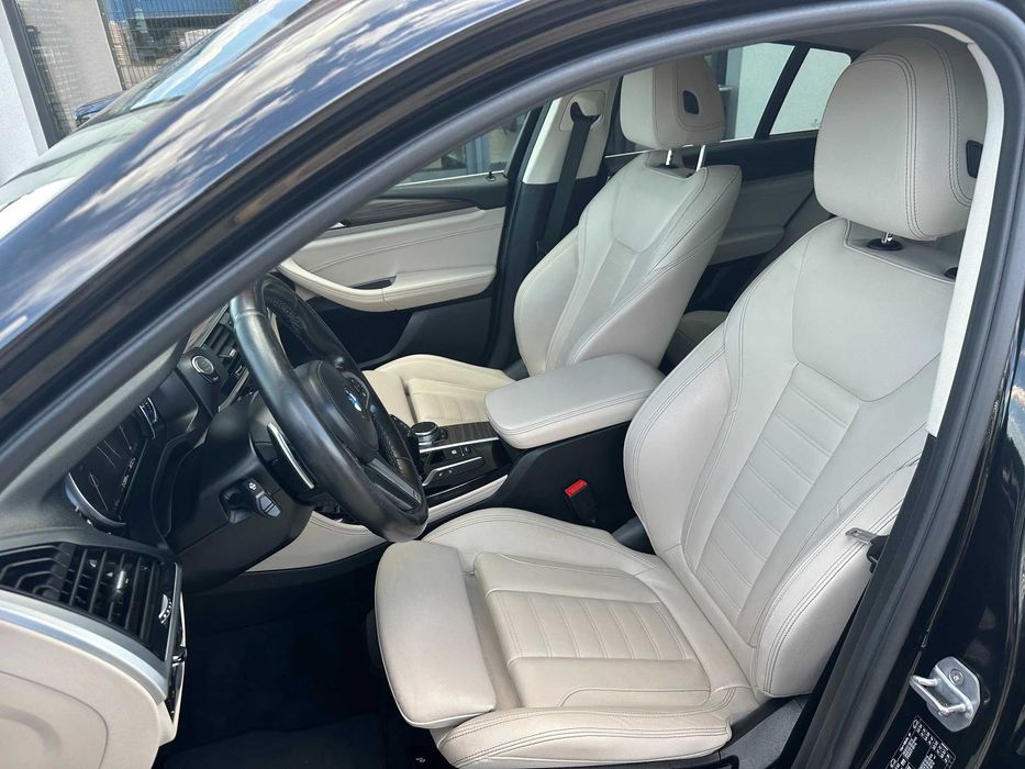 BMW X4 2,5 x-drive 231 cp 2019 Luxury sport accept variante !