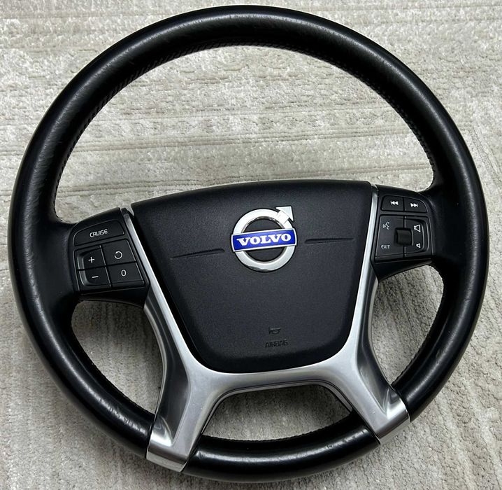 Volan VOLVO  Piele v60 XC60 XC70 S80 V70 V40 S60 ETC