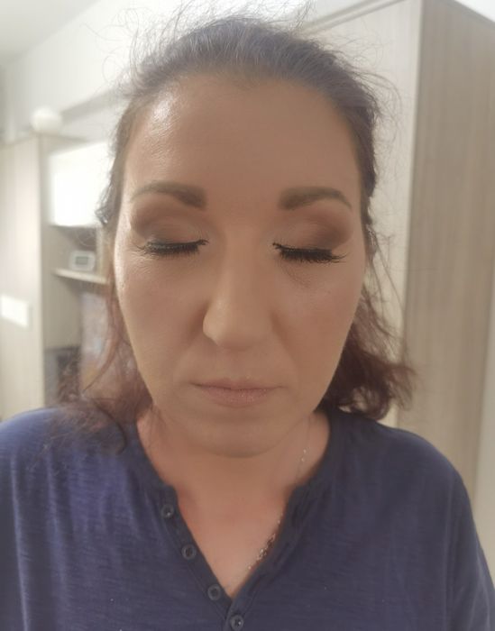 Coafat și make. Up la domiciliul tau