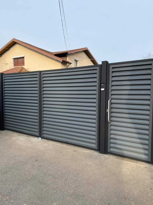 Garduri si porti din panouri stil jaluzele si alte modele disponibile