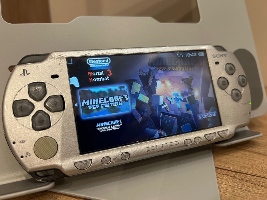 Sony PSP 2000 Modat + Jocuri