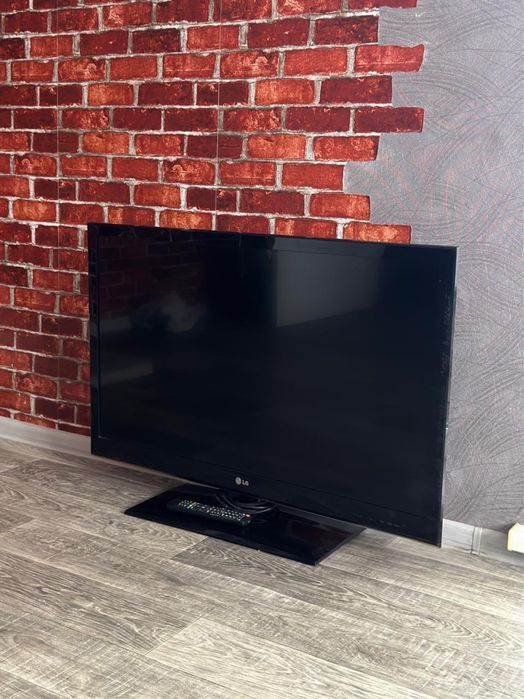 Продам телевизор