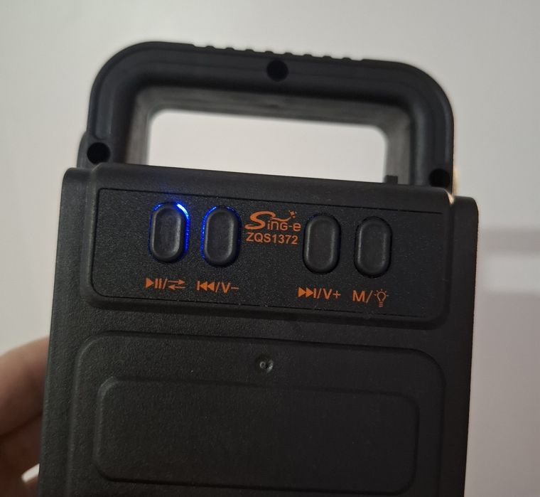 Портативная колонка