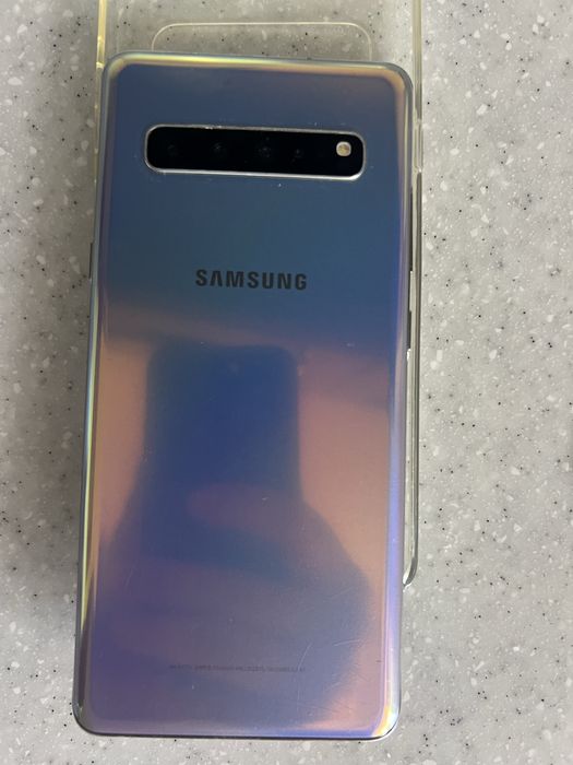 Продам корейский Самсунг S 10