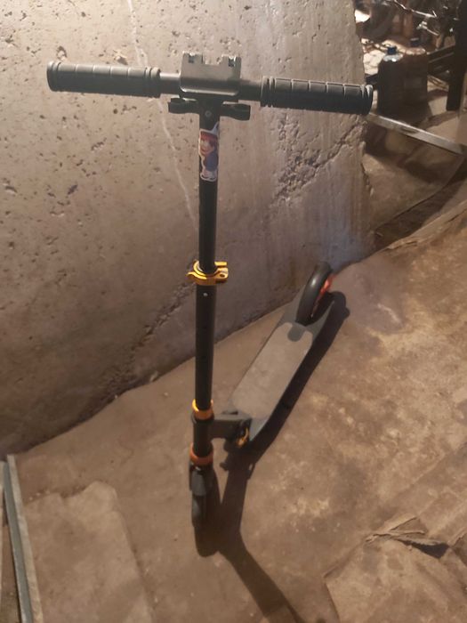 Самокат металлический