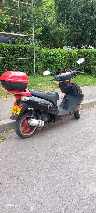 Scuter Jonway...