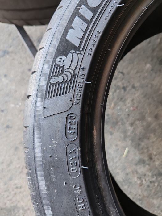 2 anvelope 235 45 17