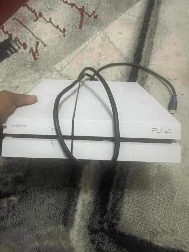 Vand ps 4 8 jocuri 2T gb