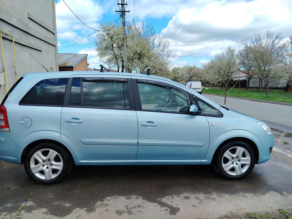 Opel Zafira 1.6i