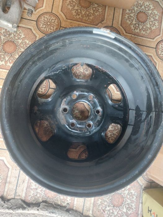 Диск  на 16 Nissan. 6 114.3