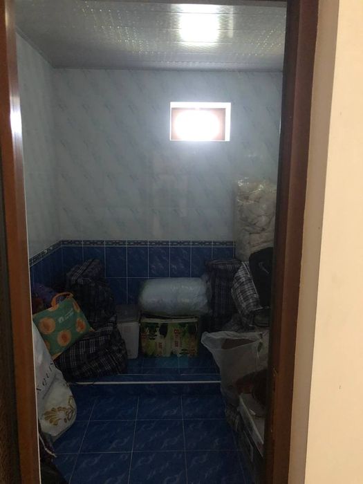 Xovli sotiladi  Motrid 4 sotok 2 etajli