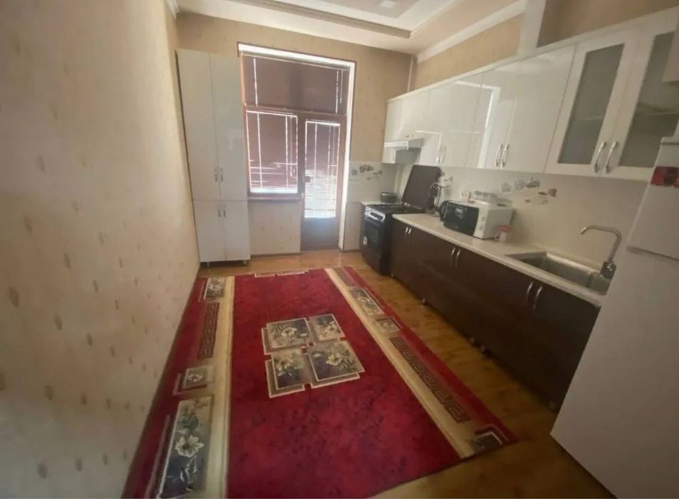 Сдается 3х комнатная квартира на 3 этаже Нихол 450$