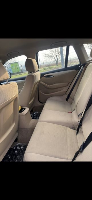 Vând BMW x1 ,automată