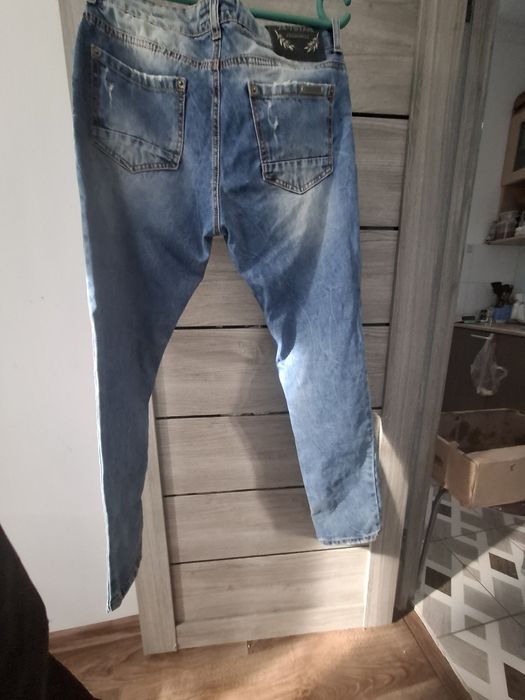 Джинсы Италия DSQUARED2