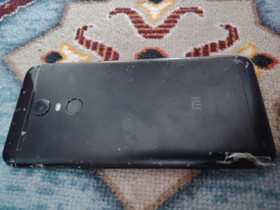 Смартфон Xiaomi Redmi 5 Plus 64 Gb (Black)