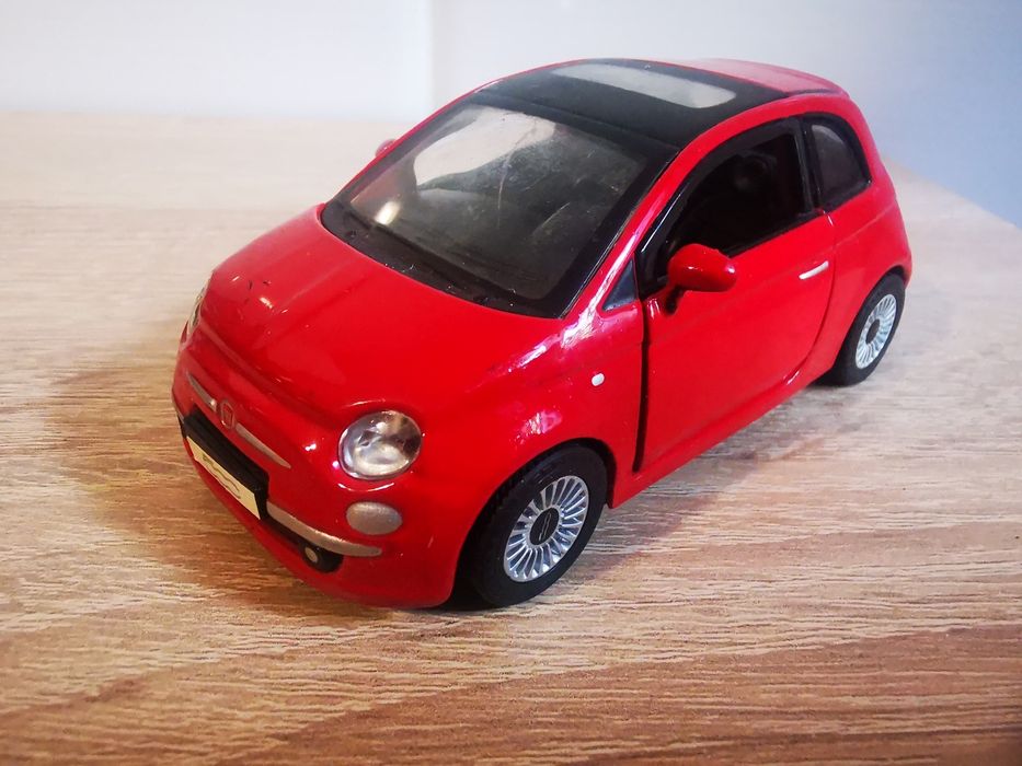 Macheta FIAT 500 scara 1/32 / Masinuta FIAT 500