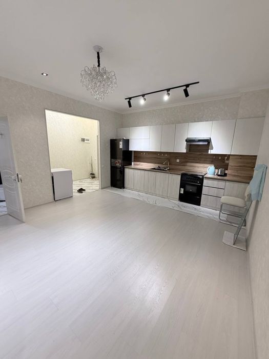 3 комнатная квартира, 6 этаж, Новостройка. Вокзал, на против Саодат