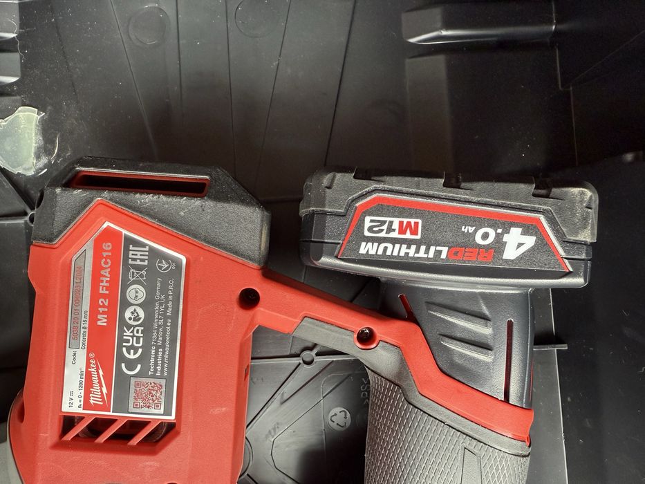 Ciocan rotopercutor sds plus Milwaukee m12 fhac16