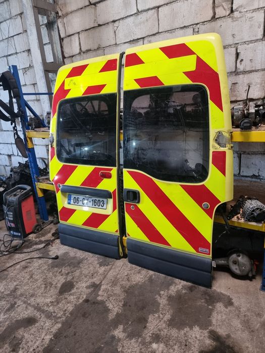 Elemente fata Opel Movano Usi spate