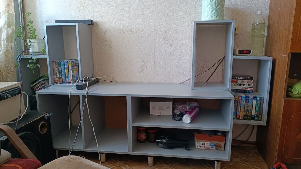 Продам тумбу для телевизора