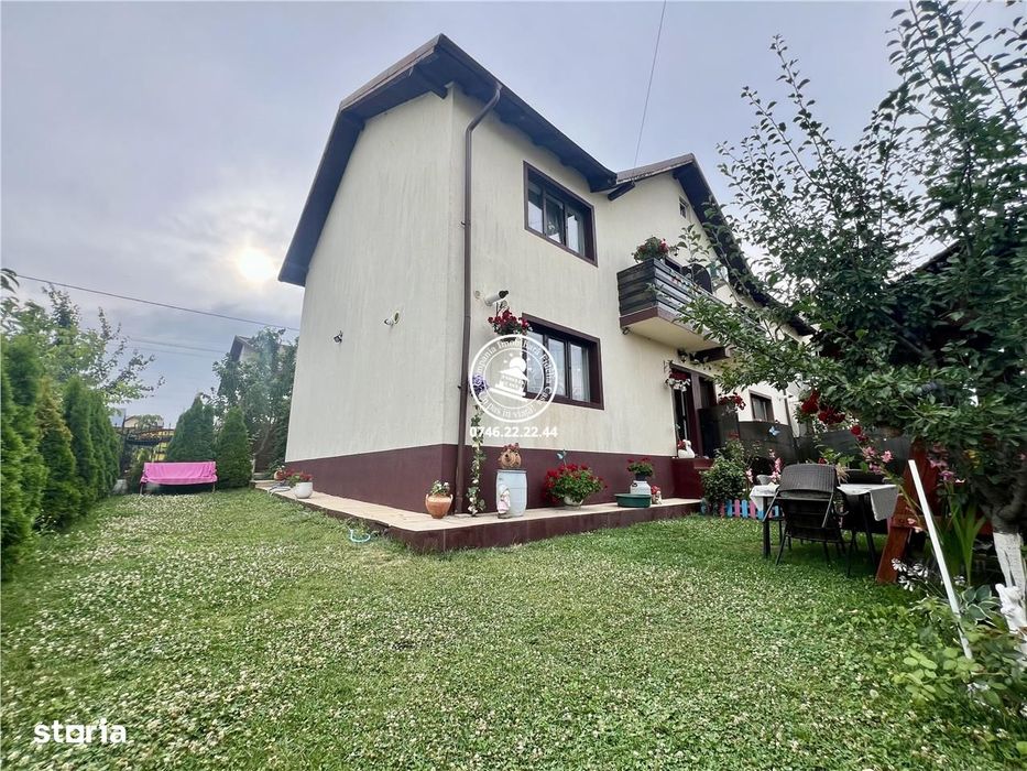 Vila tip duplex de vanzare cu 3 camere si 2 bai, de vanzare in Lunca C