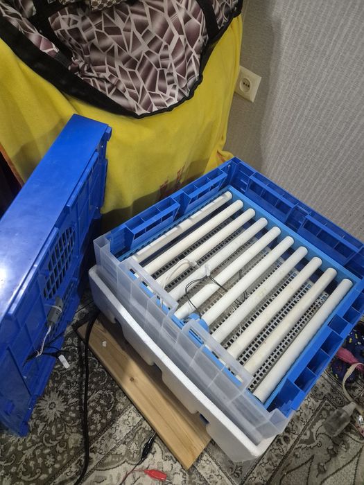 Продам инкубатор